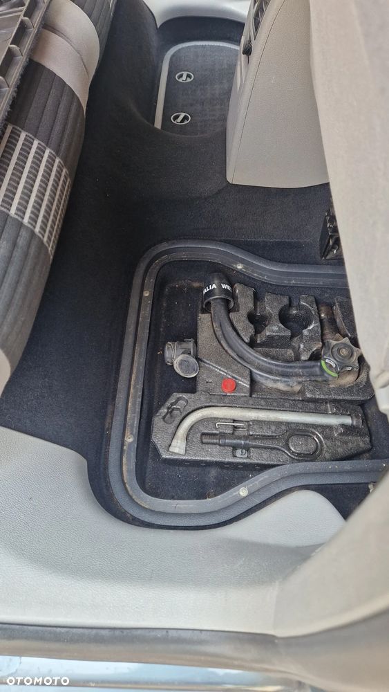 Volkswagen Caddy Life - 4