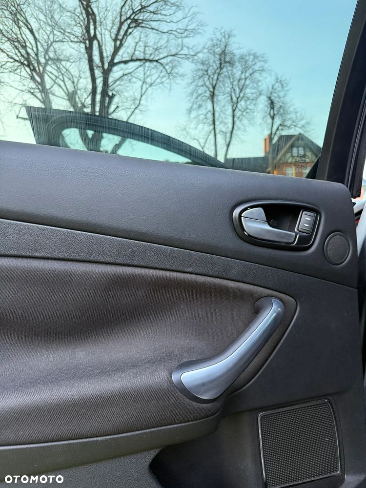 Ford Mondeo 1.8 TDCi Ghia X - 21