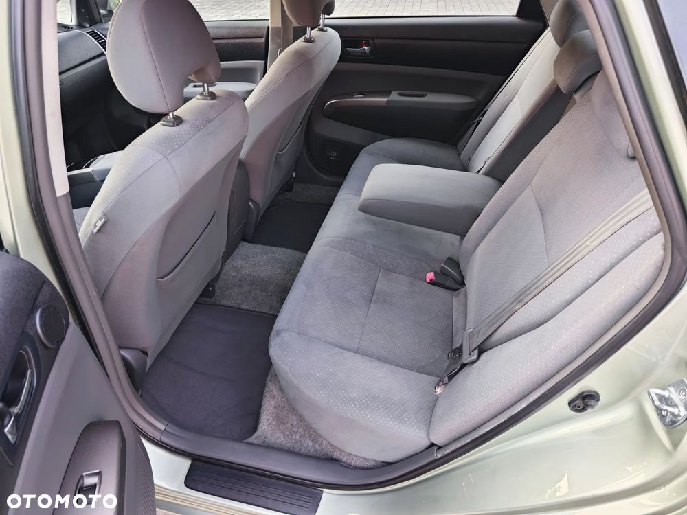 Toyota Prius 1.5 VVT-i Sol - 23