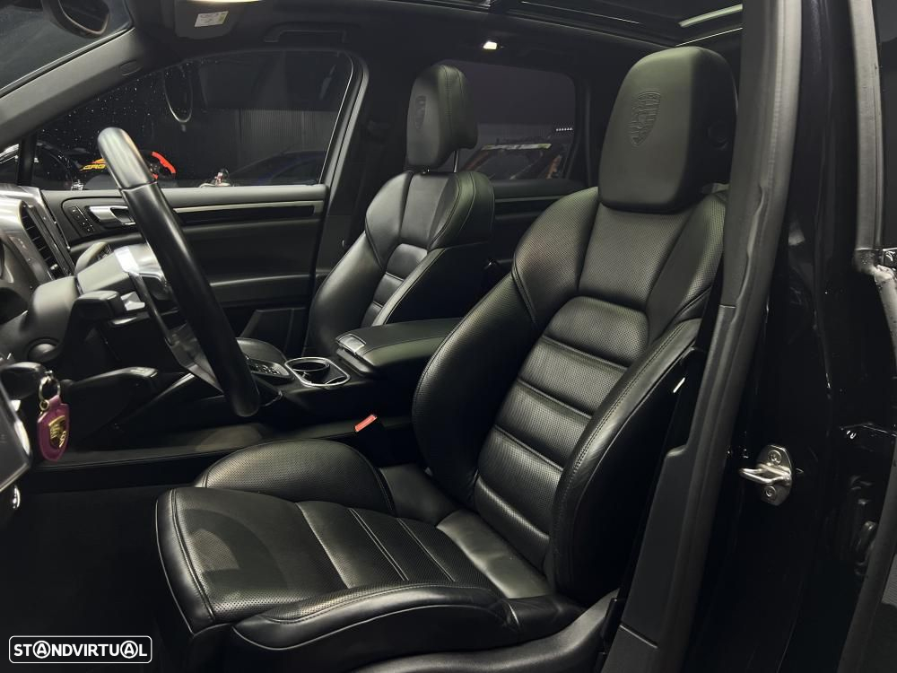 Porsche Cayenne S E-Hybrid - 14