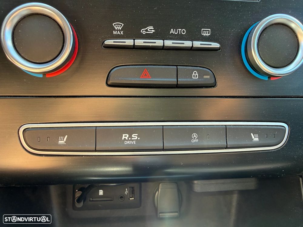 Renault Mégane ENERGY dCi 165 EDC GT - 20