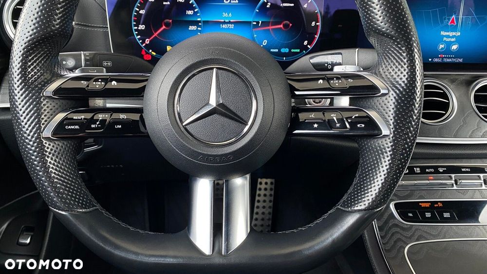 Mercedes-Benz Klasa E 220 d 4-Matic AMG - 16
