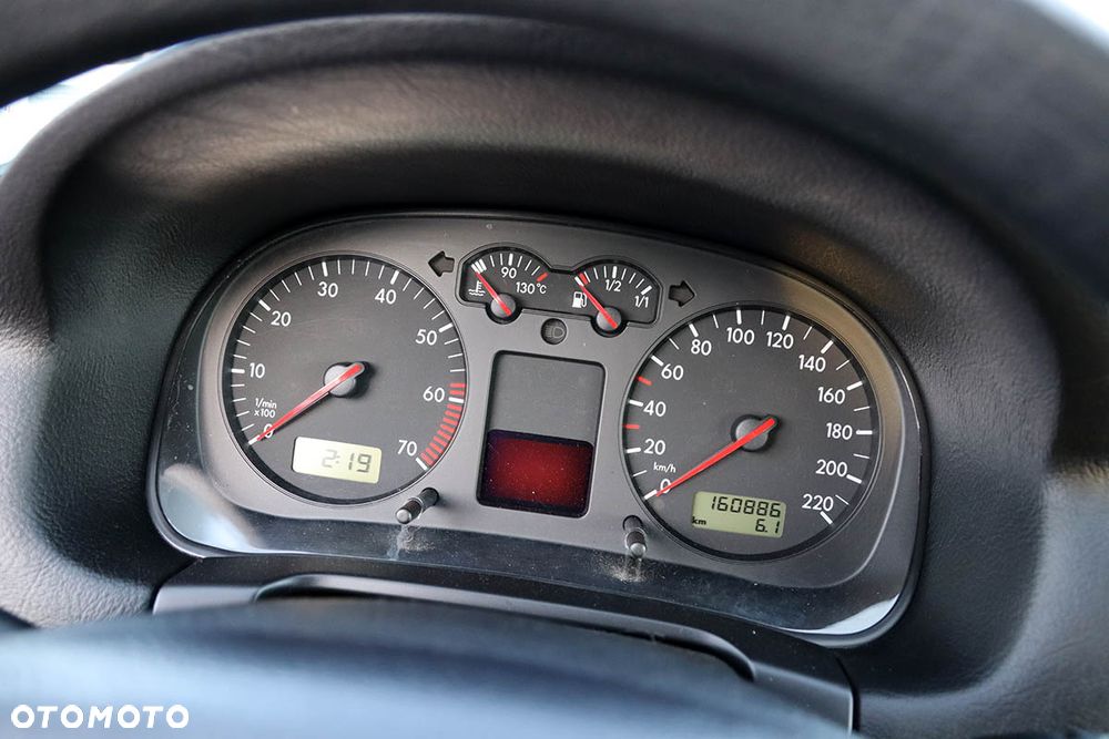 Volkswagen Golf 1.4 Q - 36