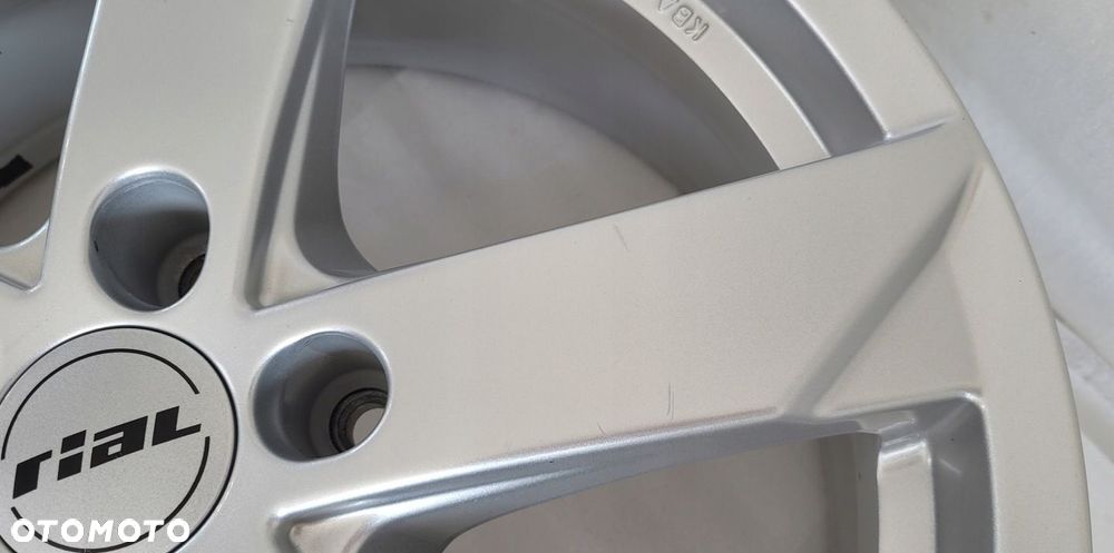 FELGI RIAL TOYOTA RAV4 IV 7,5x18 18 ET45 5X114,3 60,1 - 7