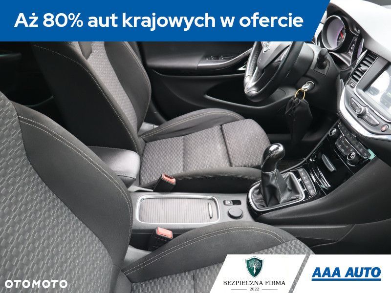 Opel Astra - 11