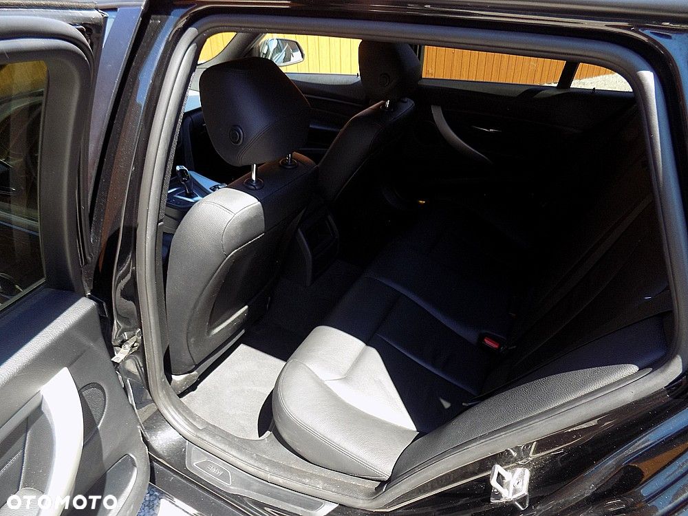 BMW Seria 3 320d Modern Line - 6