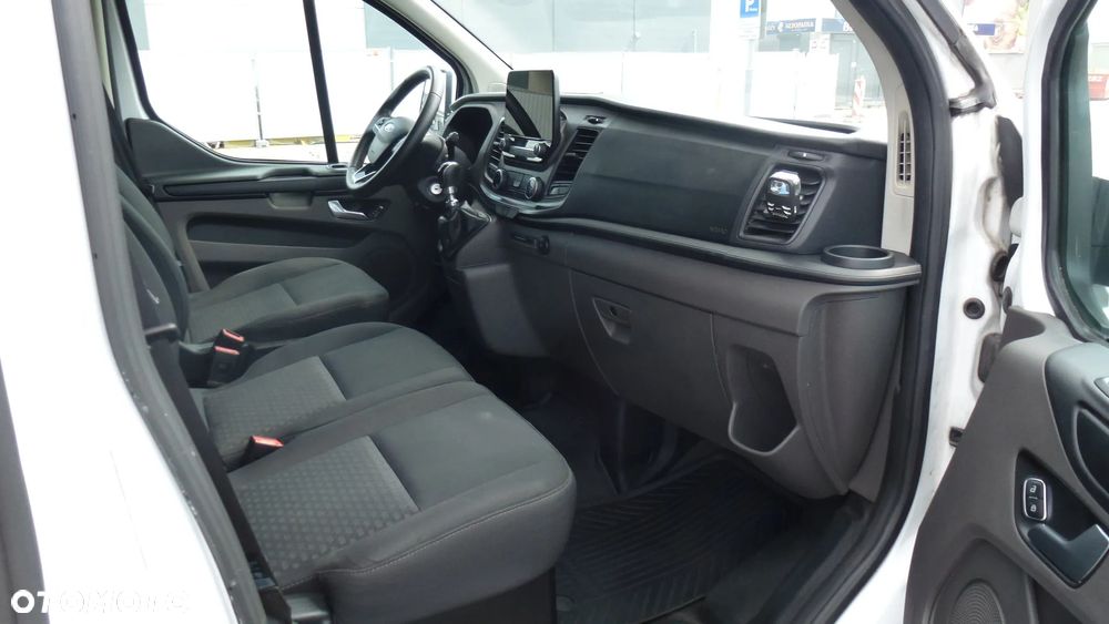 Ford Transit Custom - 8