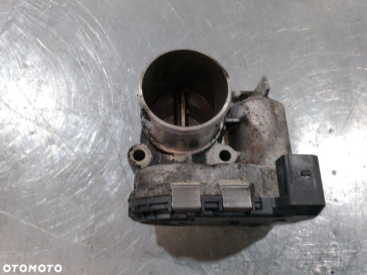 PRZEPUSTNICA RENAULT ESPACE IV 8200330810E   H8200330812 2.0 DCI - 8