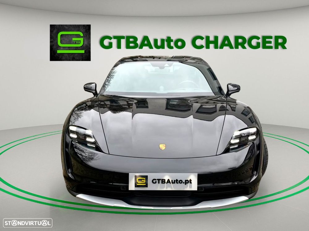 Porsche Taycan Cross Turismo - 3