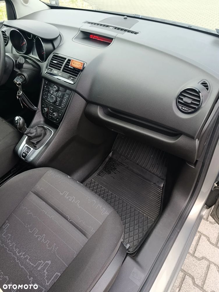 Opel Meriva 1.4 Essentia - 10