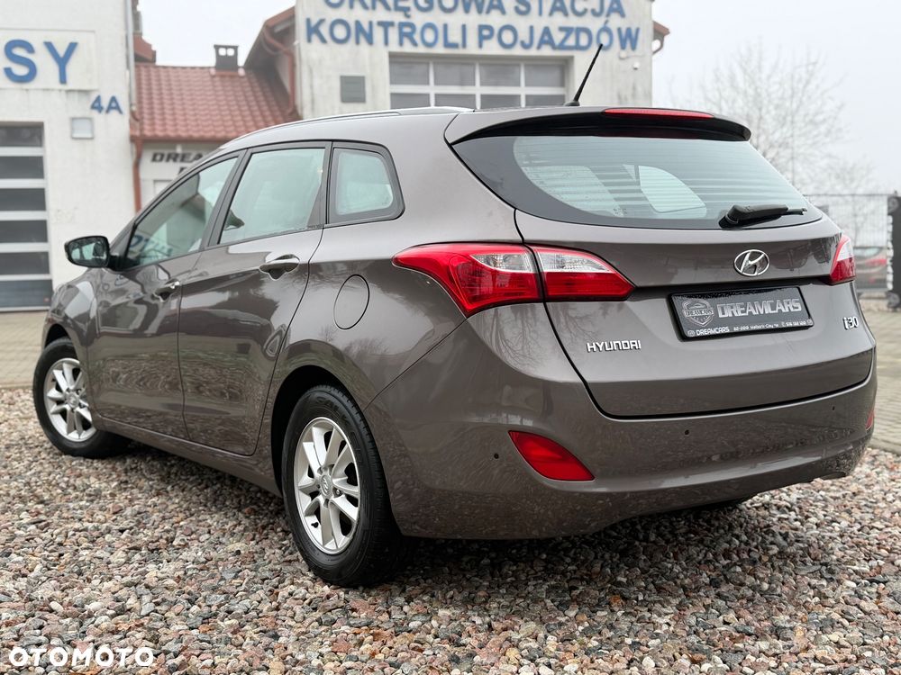 Hyundai i30 - 13