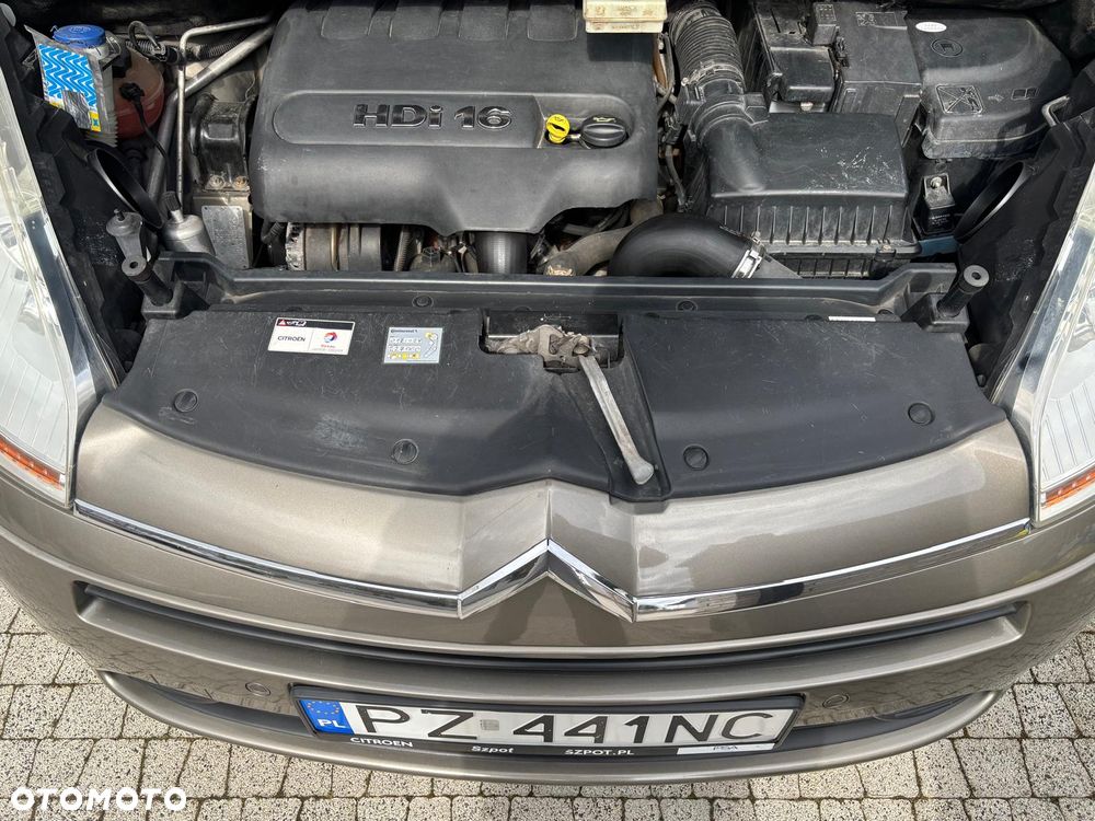 Citroën C4 Grand Picasso 2.0 HDi Exclusive - 26