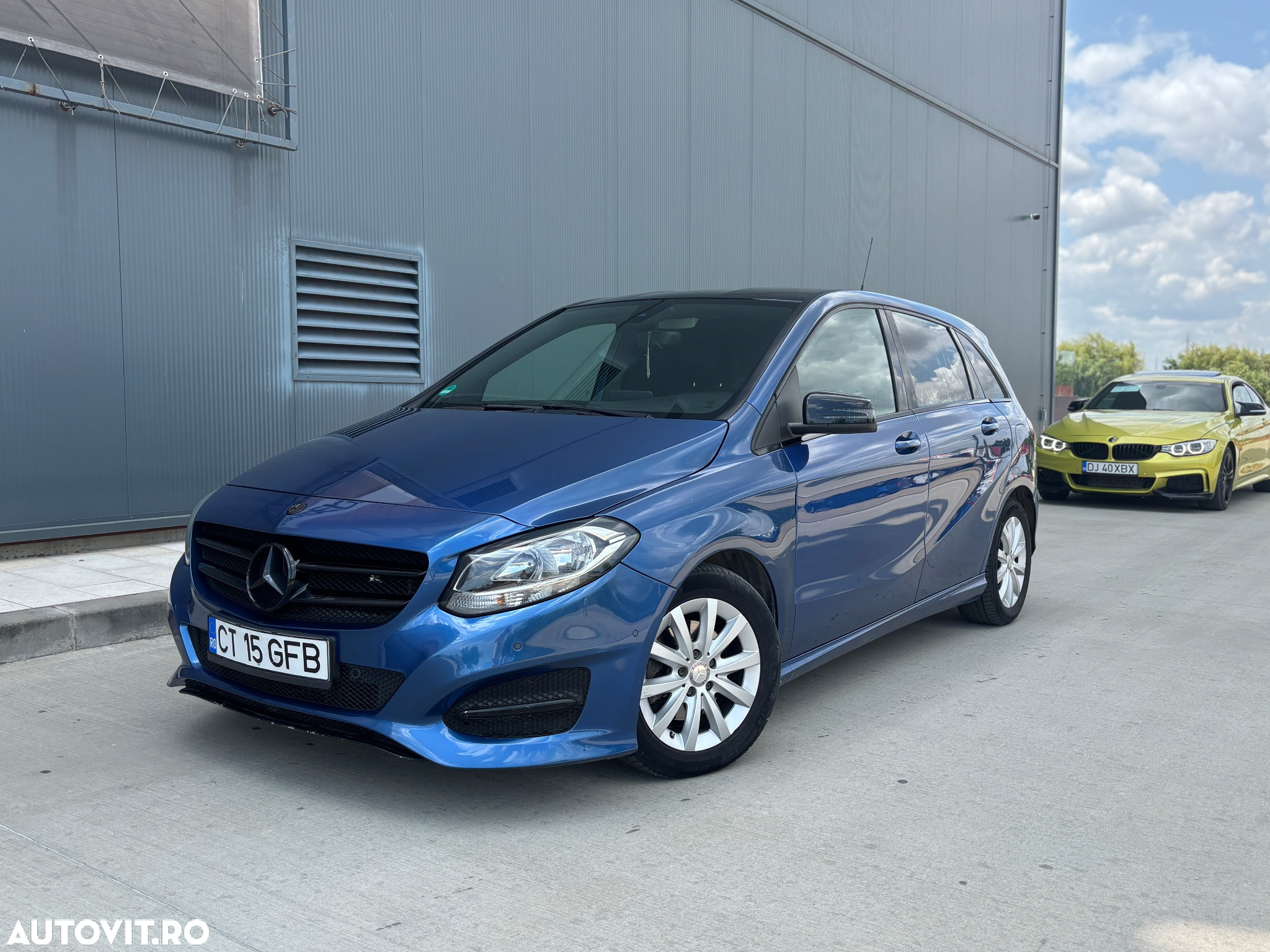 Mercedes-Benz B - 2