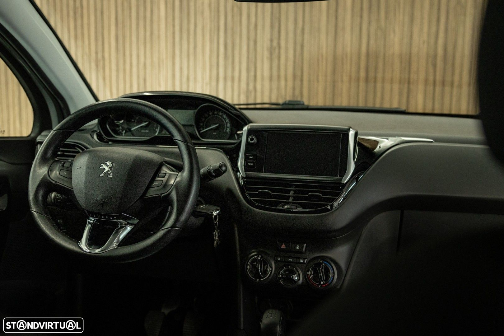 Peugeot 208 1.6 BlueHDi Style - 14