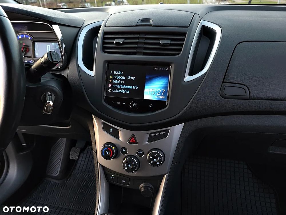 Chevrolet Trax 1.4 T LTZ AWD - 28