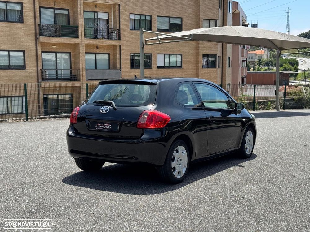 Toyota Auris 1.4 D-4D - 7