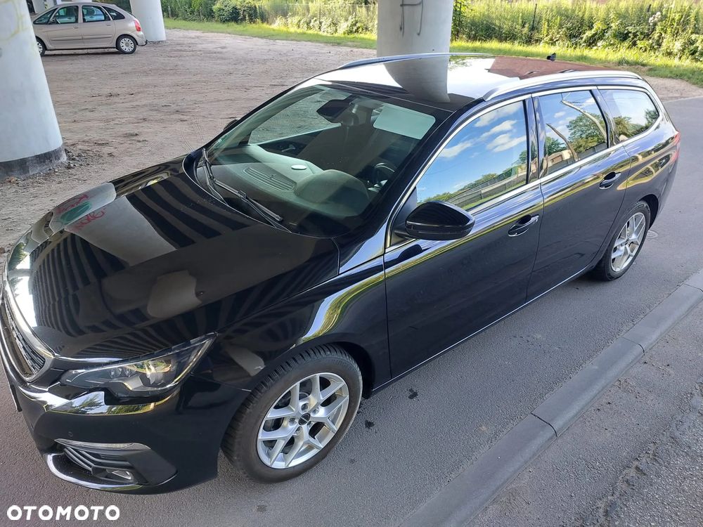 Peugeot 308 BlueHDi 130 EAT8 Black Edition - 5
