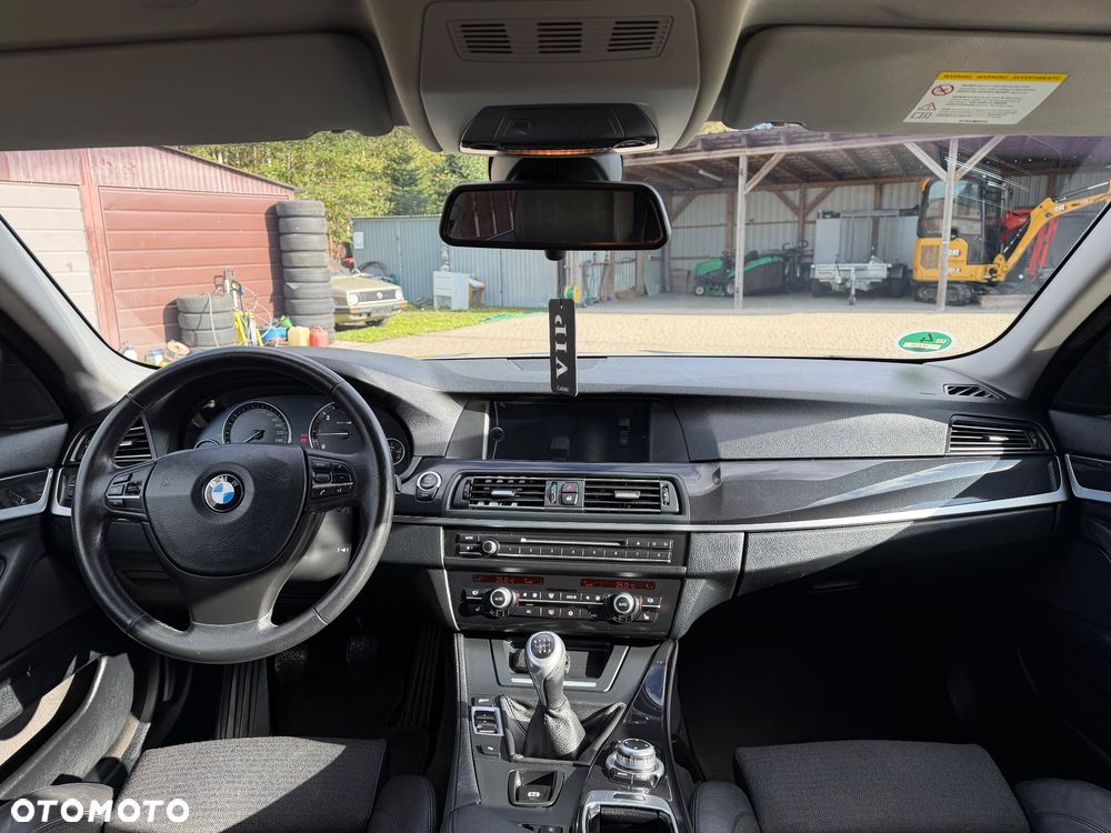 BMW Seria 5 520d - 17