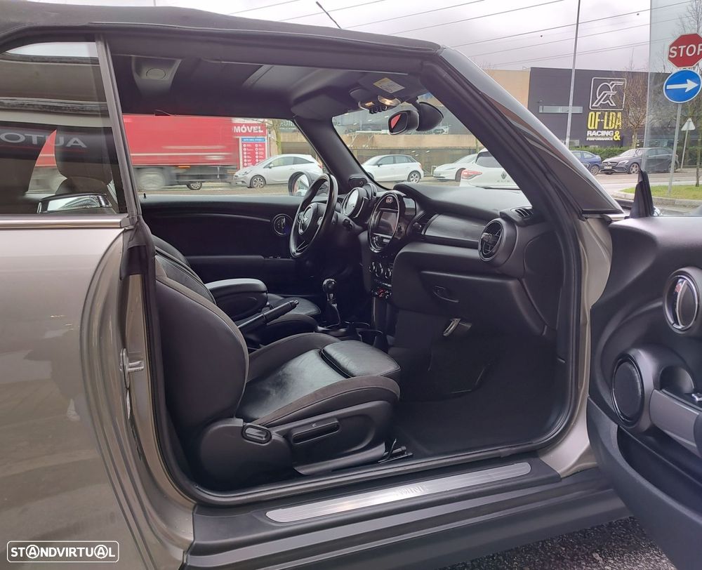 MINI Cabrio Cooper D - 14