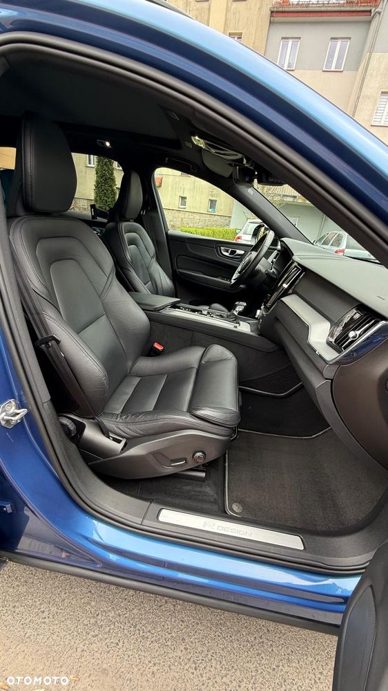 Volvo XC 60 D4 Geartronic RDesign - 9