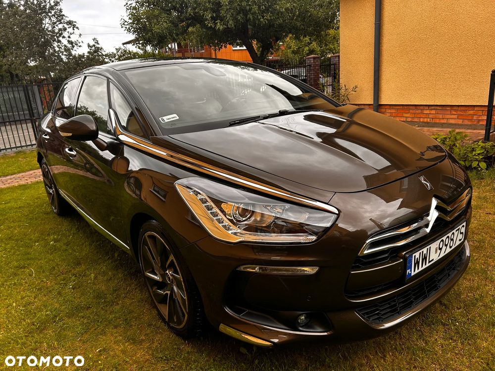 Citroën DS5 HDi 165 SoChic - 2