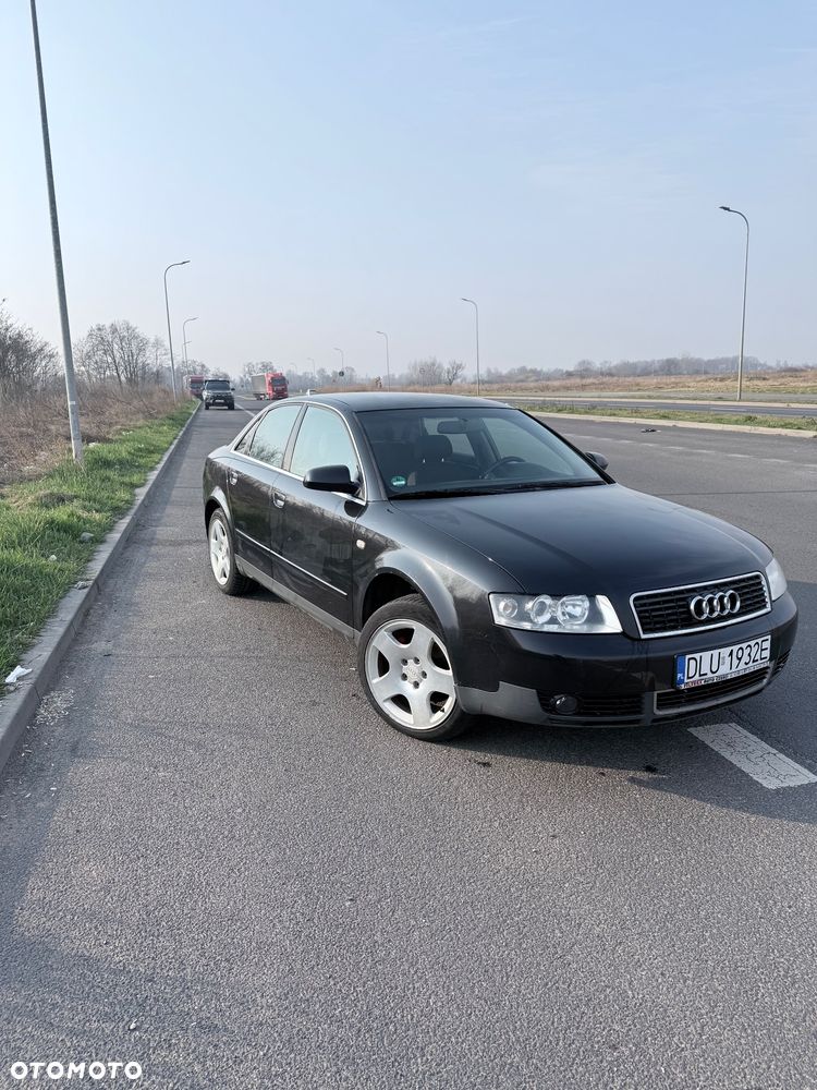 Audi A4 Limousine - 2