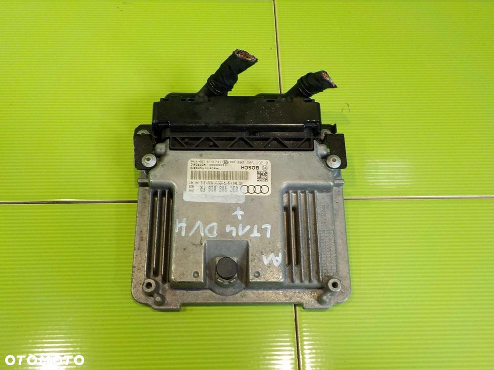 AUDI A1 8X 1.4 TFSI sterownik silnika 03C906016FR - 1
