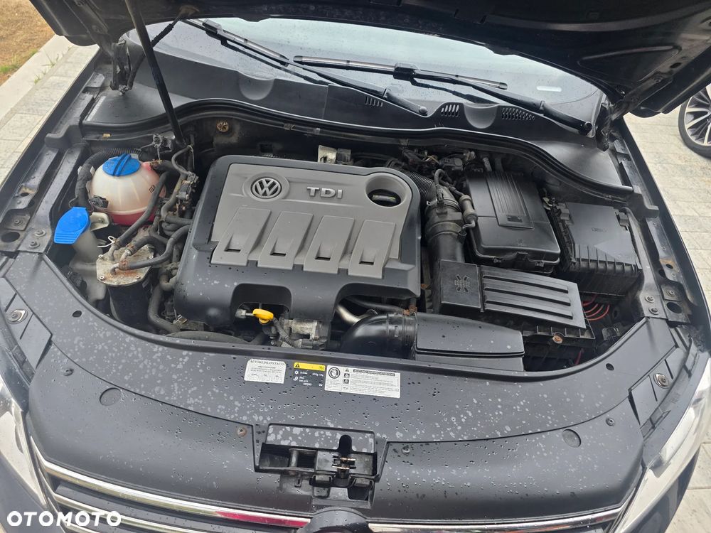 Volkswagen Passat 2.0 TDI Comfortline - 9
