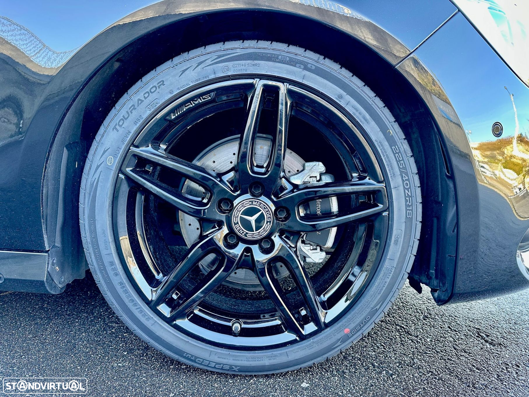Mercedes-Benz CLA 180 - 4