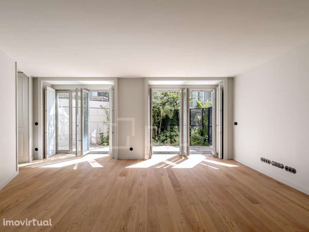 Apartamento T2 duplex com jardim e estacionamento em Lisboa - Grande imagem: 4/20