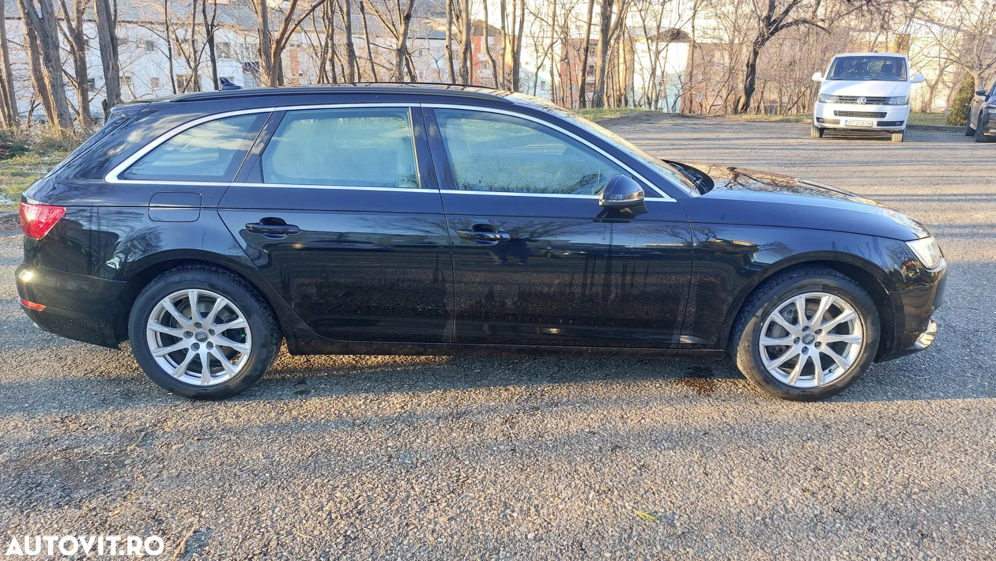Audi A4 2.0 TDI S tronic - 8