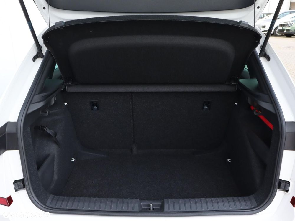 Skoda Kamiq 1.0 TSI Monte Carlo - 9