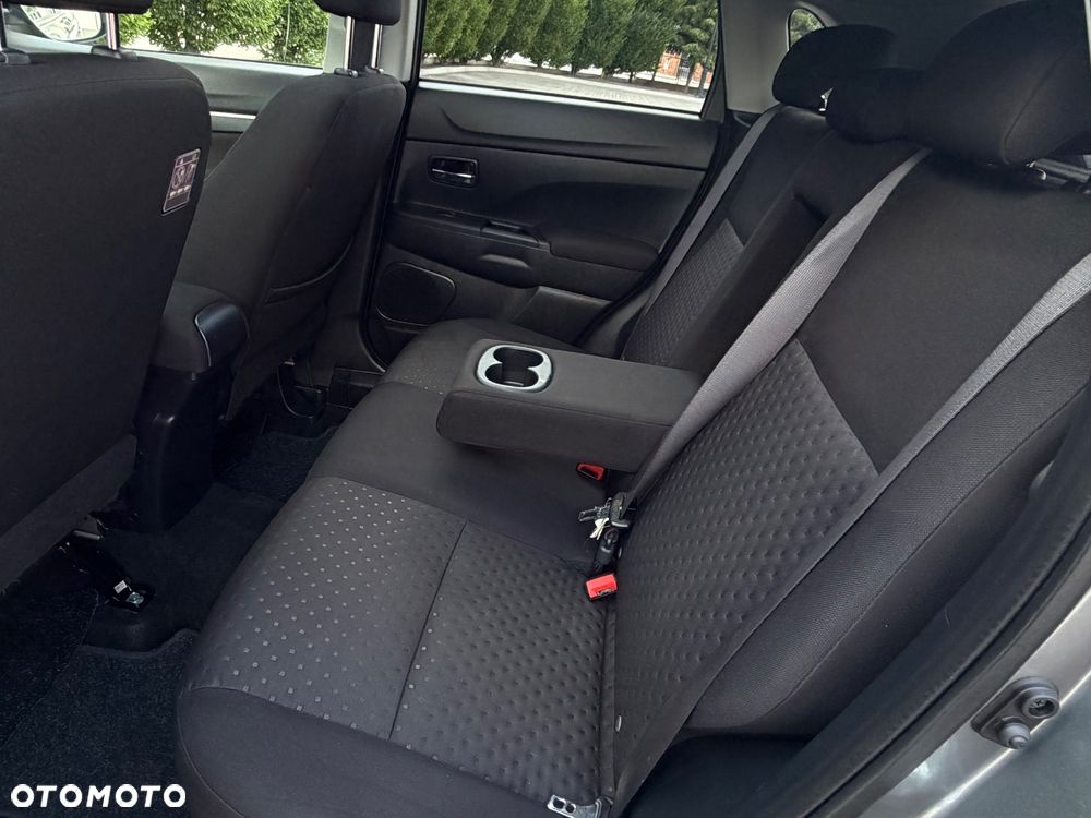 Mitsubishi ASX 1.8 DI-D 4WD Plus - 18