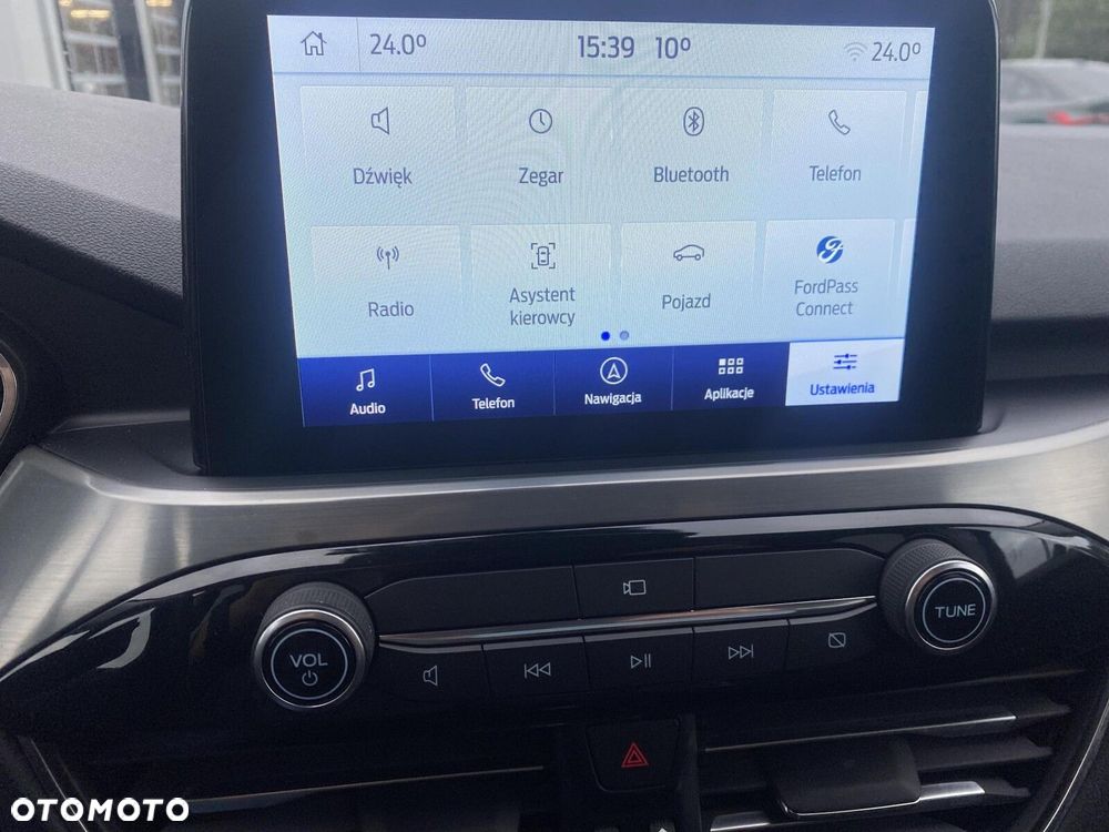Ford Kuga - 28