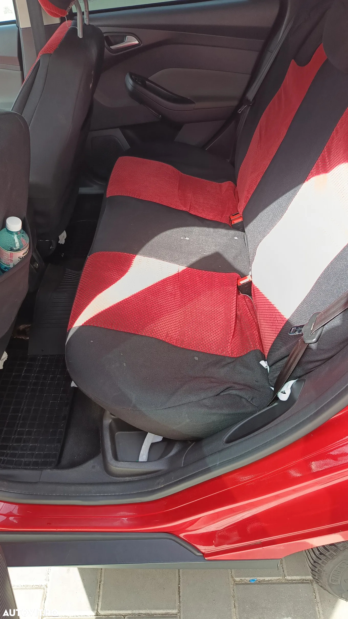 Ford Focus 1.6 TDCI DPF Trend - 8
