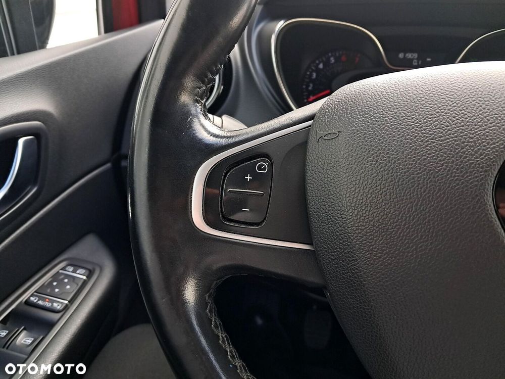 Renault Captur 1.3 Energy TCe FAP Intens - 17