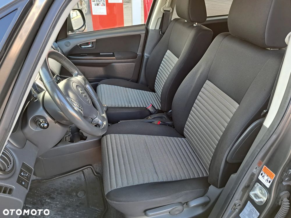 Suzuki SX4 - 15