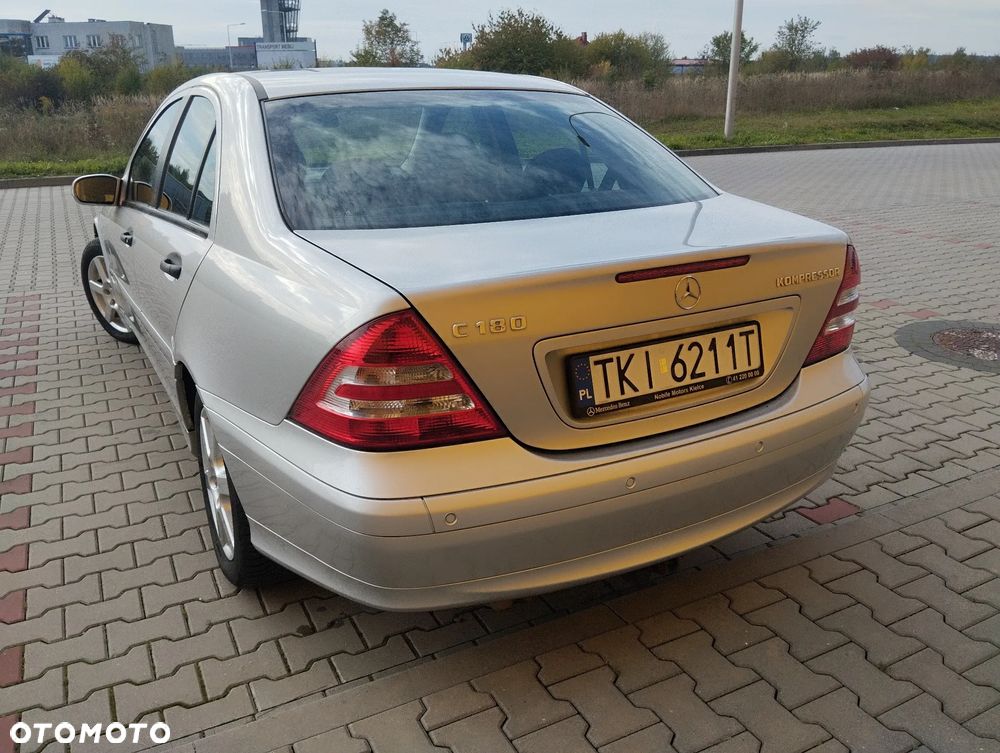 Mercedes-Benz Klasa C 180 Kompressor Classic - 6