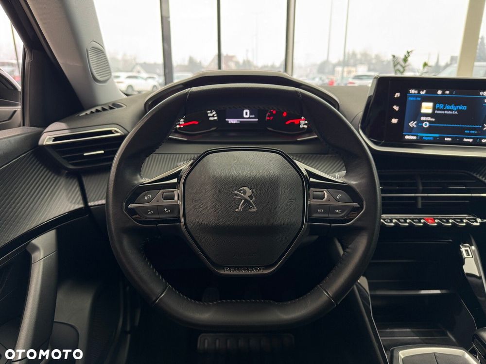 Peugeot 2008 - 15