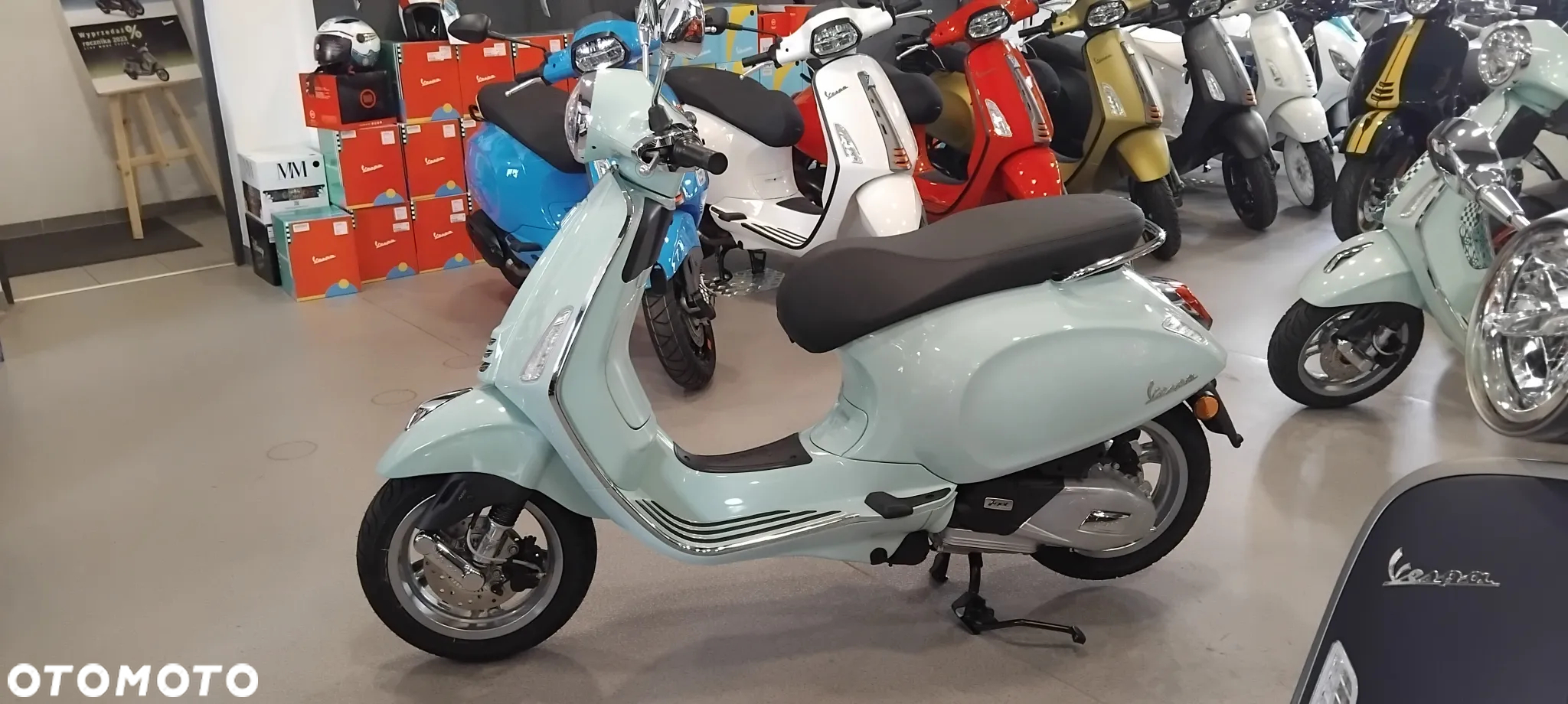 Vespa Primavera - 4