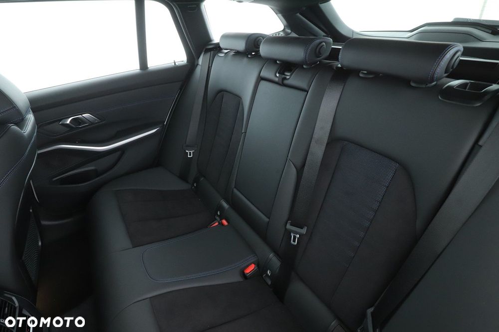 BMW Seria 3 - 26