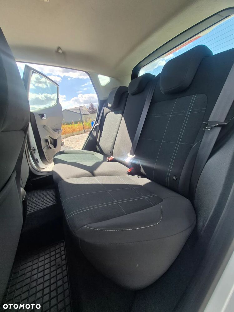 Ford Fiesta - 16