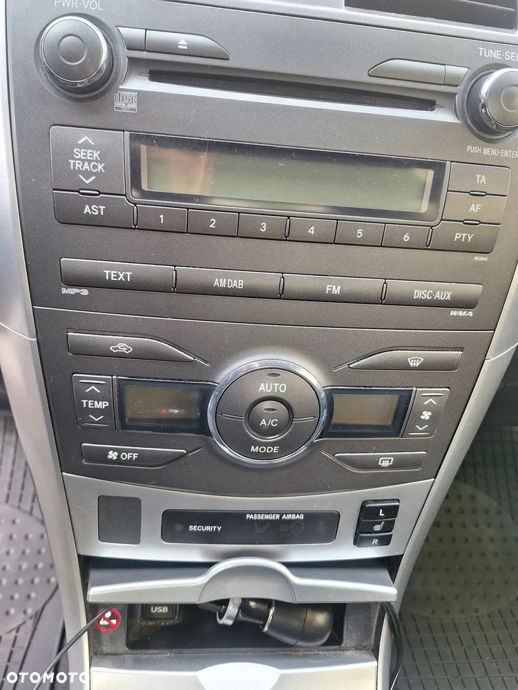Toyota Corolla 1.6 Prestige - 10