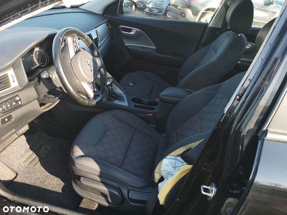 Kia Niro 1.6 GDI 2WD Vision - 11