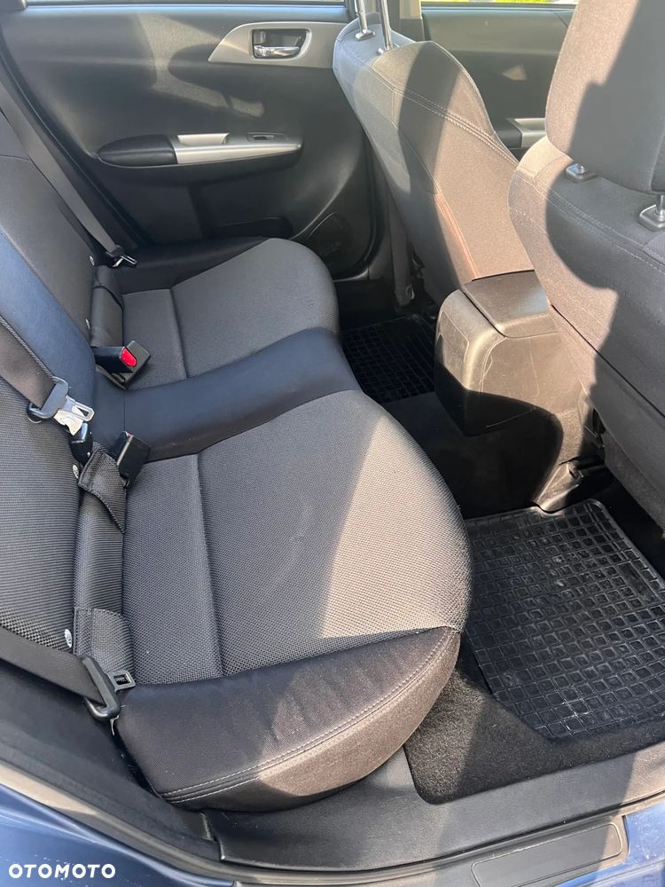 Subaru Impreza 2.0R Comfort - 23
