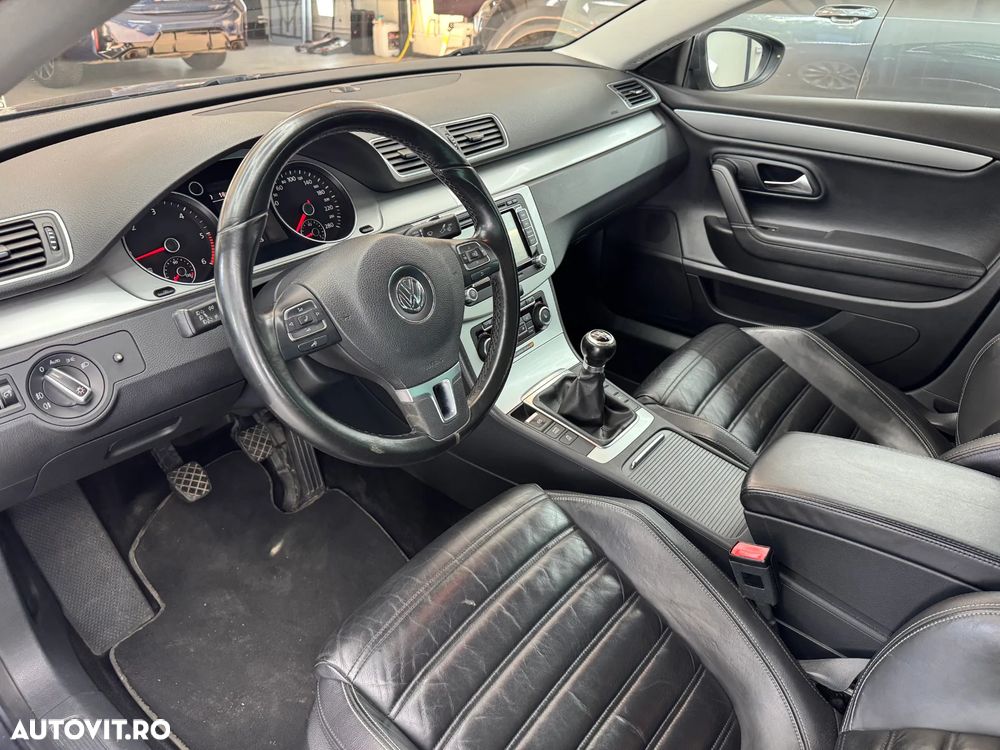 VOLKSWAGEN Passat 2012 — imagine 17
