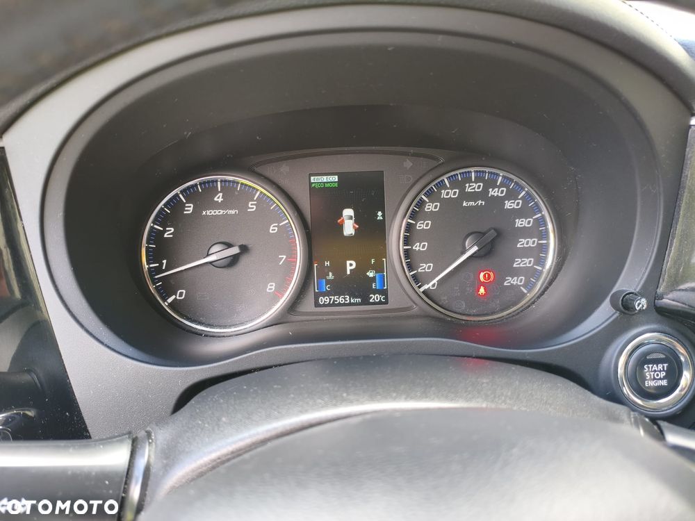 Mitsubishi Outlander 2.0 Intense + Navi 4WD CVT - 10