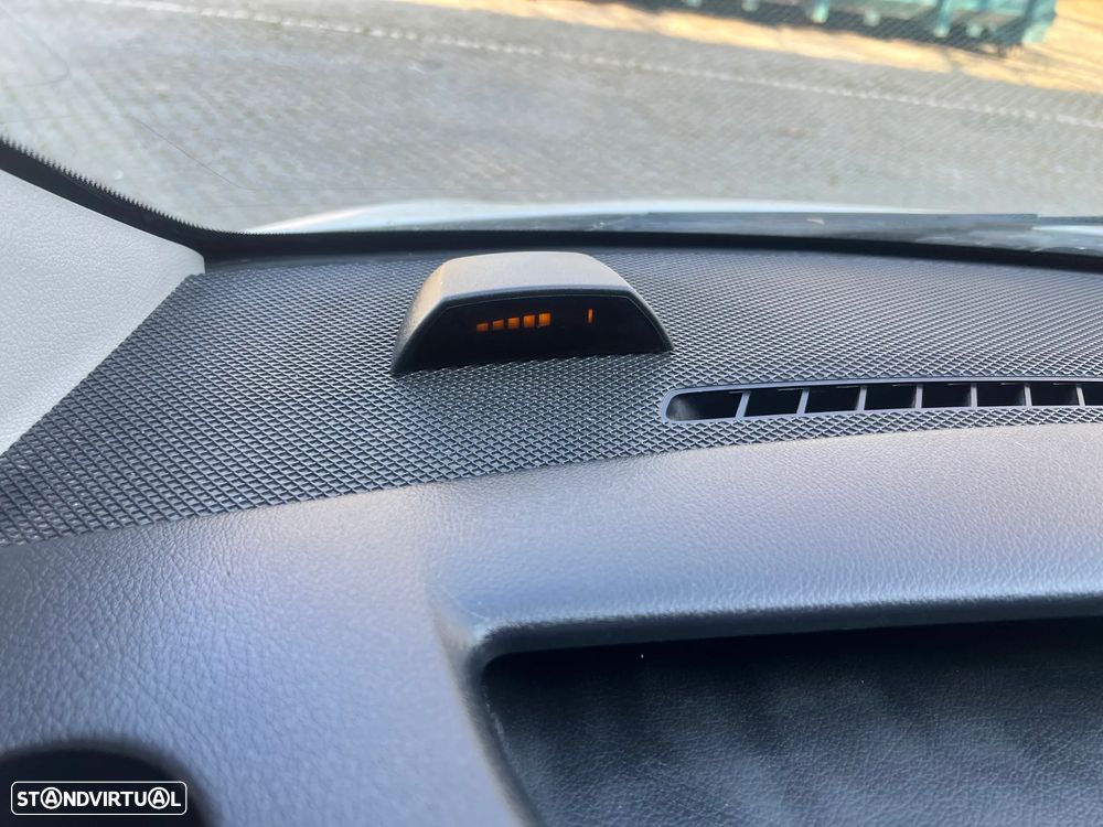 Mercedes-Benz 116 Extra Longa - 8