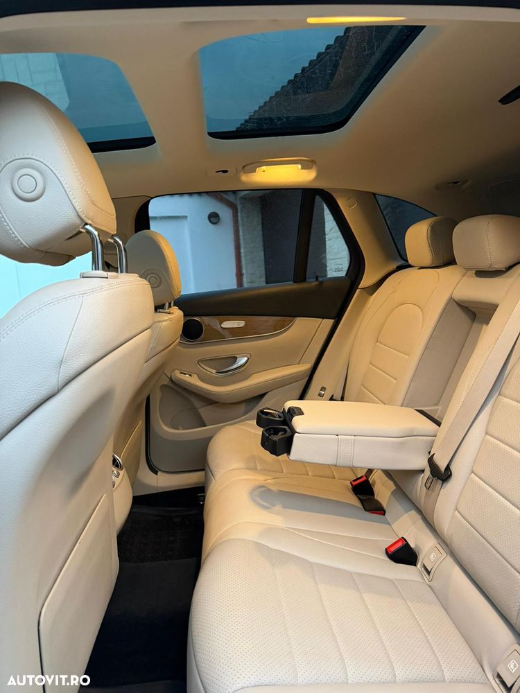 Mercedes-Benz GLC - 9