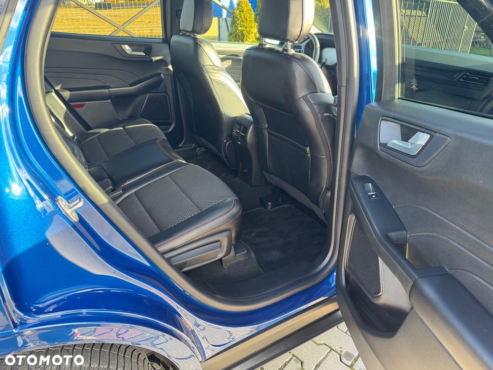 Ford Kuga 2.5 Duratec FHEV 4x4 ST-LINE - 18